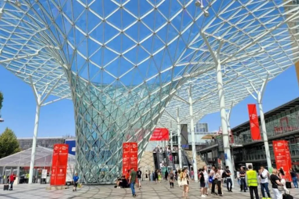 Milano Apartment - Fiera E Ospedale Galeazzi location
